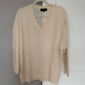 Banana Republic Cream V-Neck Knit Sweater
